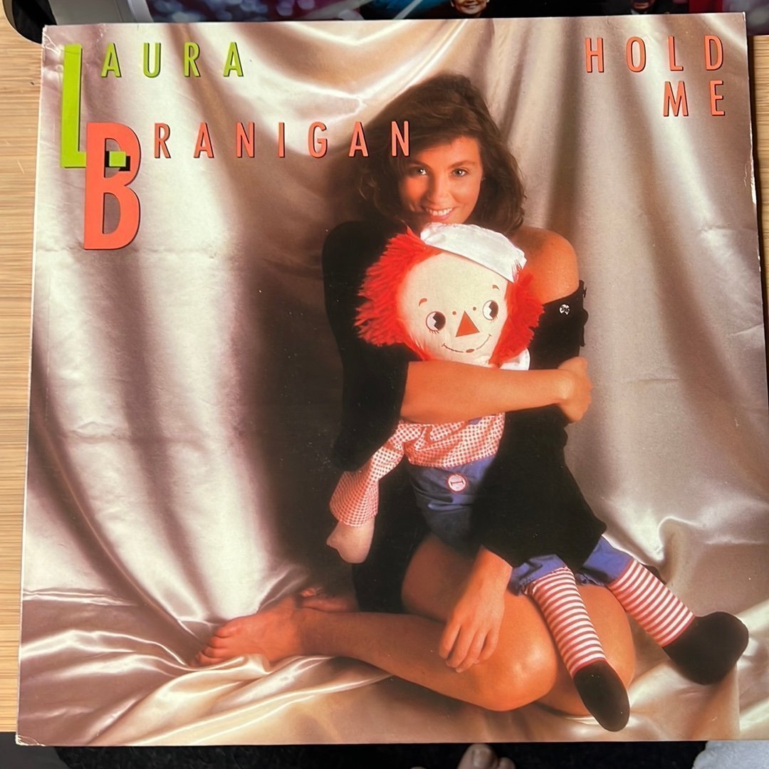 Laura Branigan - Hold Me (Vinyl) | Köp på Tradera (731822208)