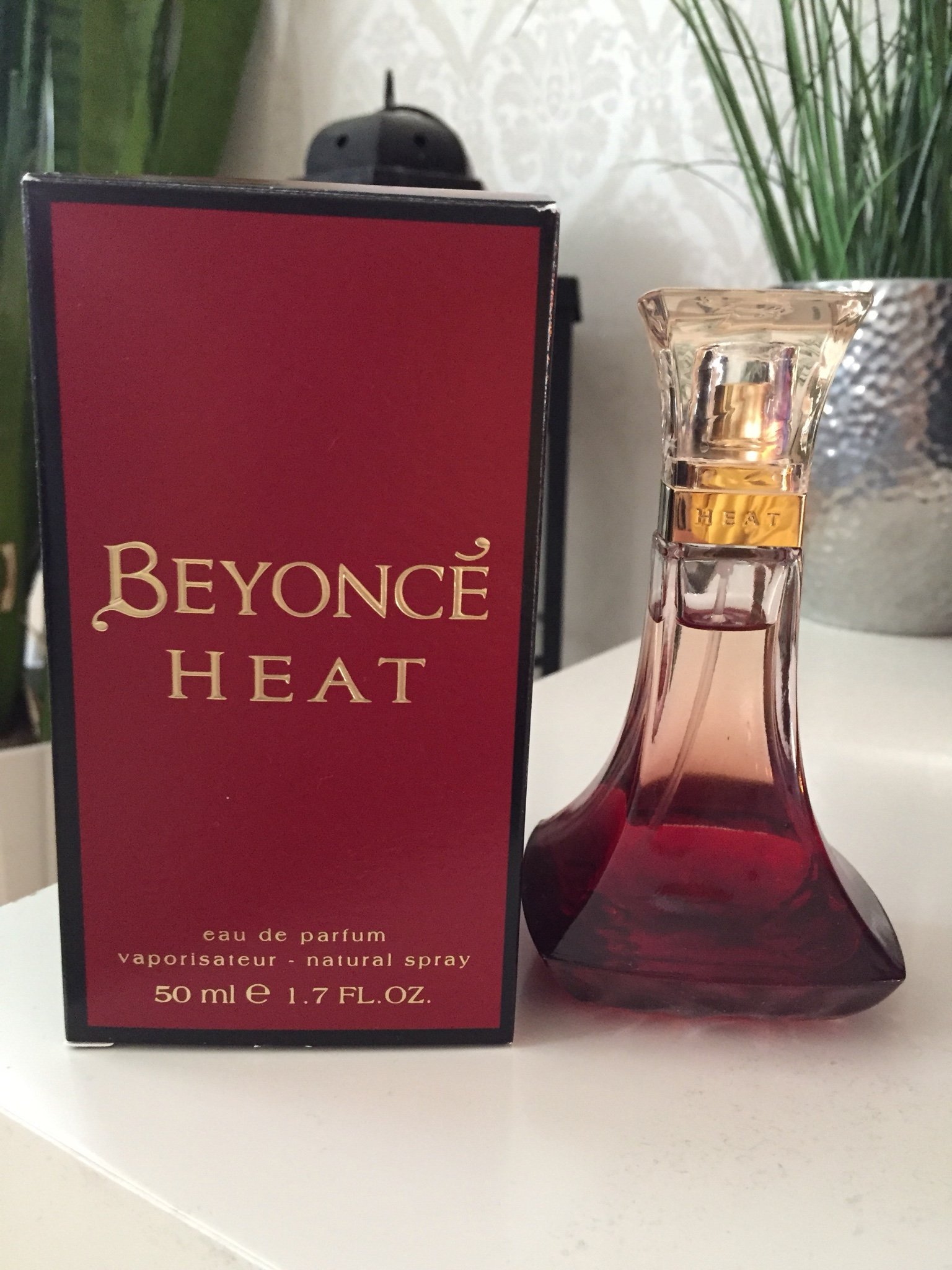 BEYONCE HEAT EdP 50 ml @@ (386584157) ᐈ Köp på Tradera Beyoncé Shimmering Heat Eau de Parfum 50ml Sprej