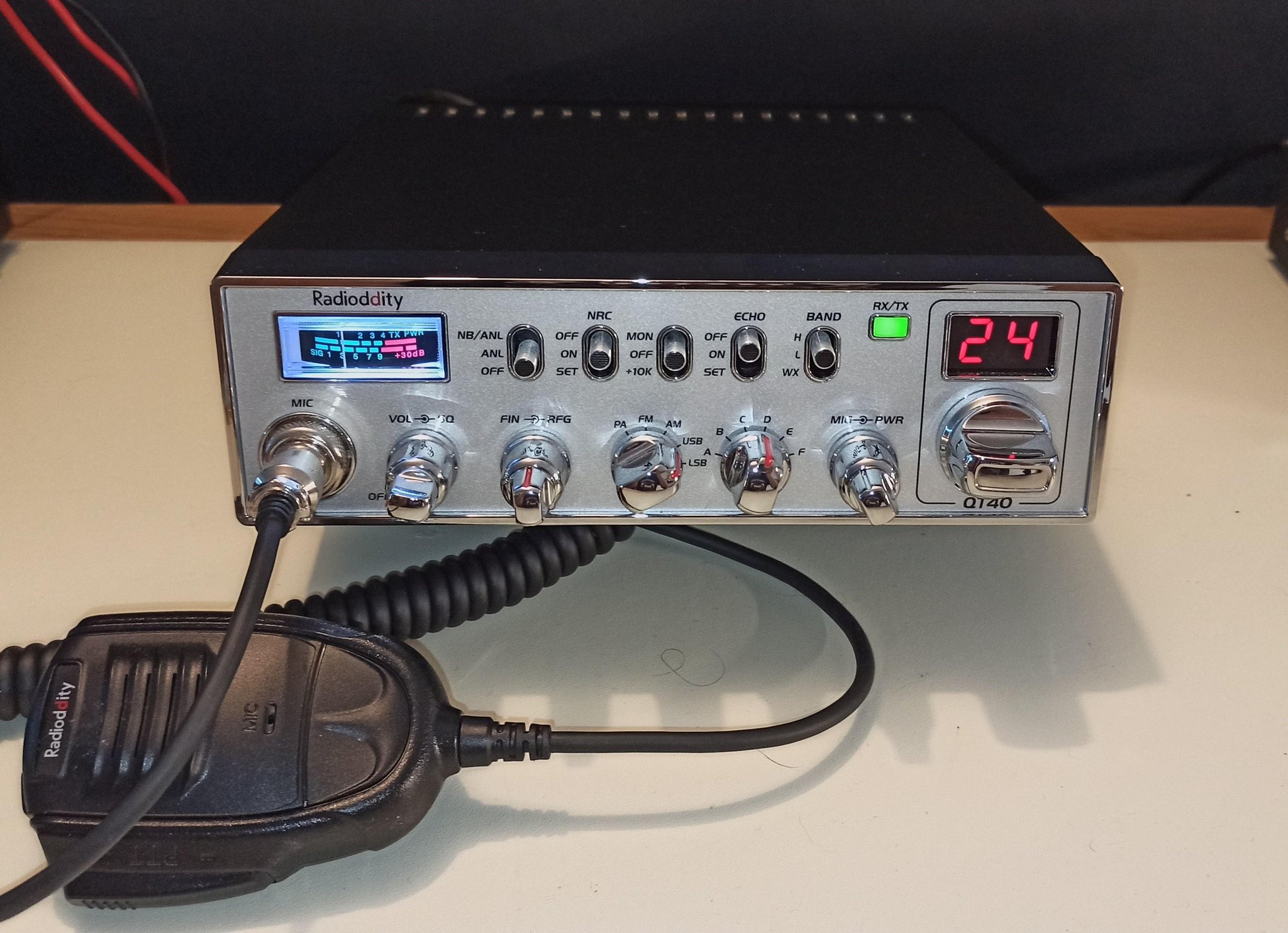 Se produkter som liknar Radioddity QT4010 Meter Radi.. på Tradera