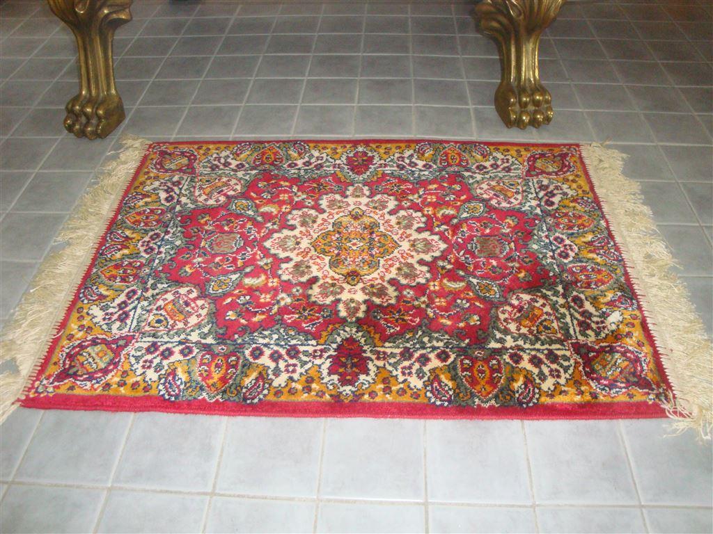 Silkesmatta i artsilk 50x71 cm, matta, golvmatta, sovrumsmatta,