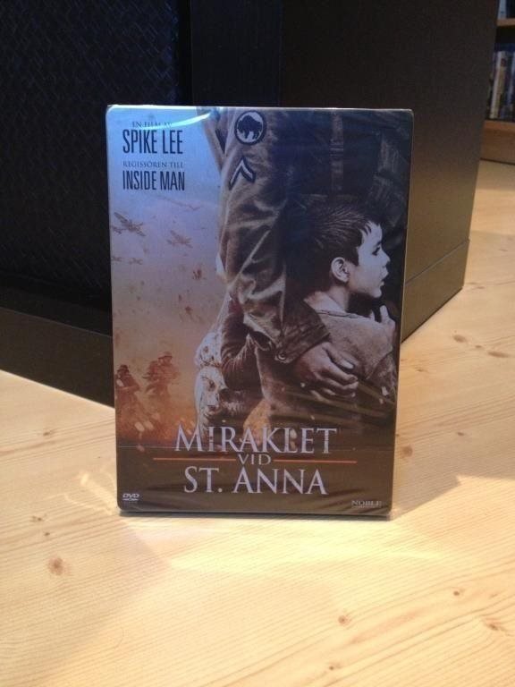 Miraklet Vid St. Anna (Steelbook) INPLASTAD, UTGÅTT