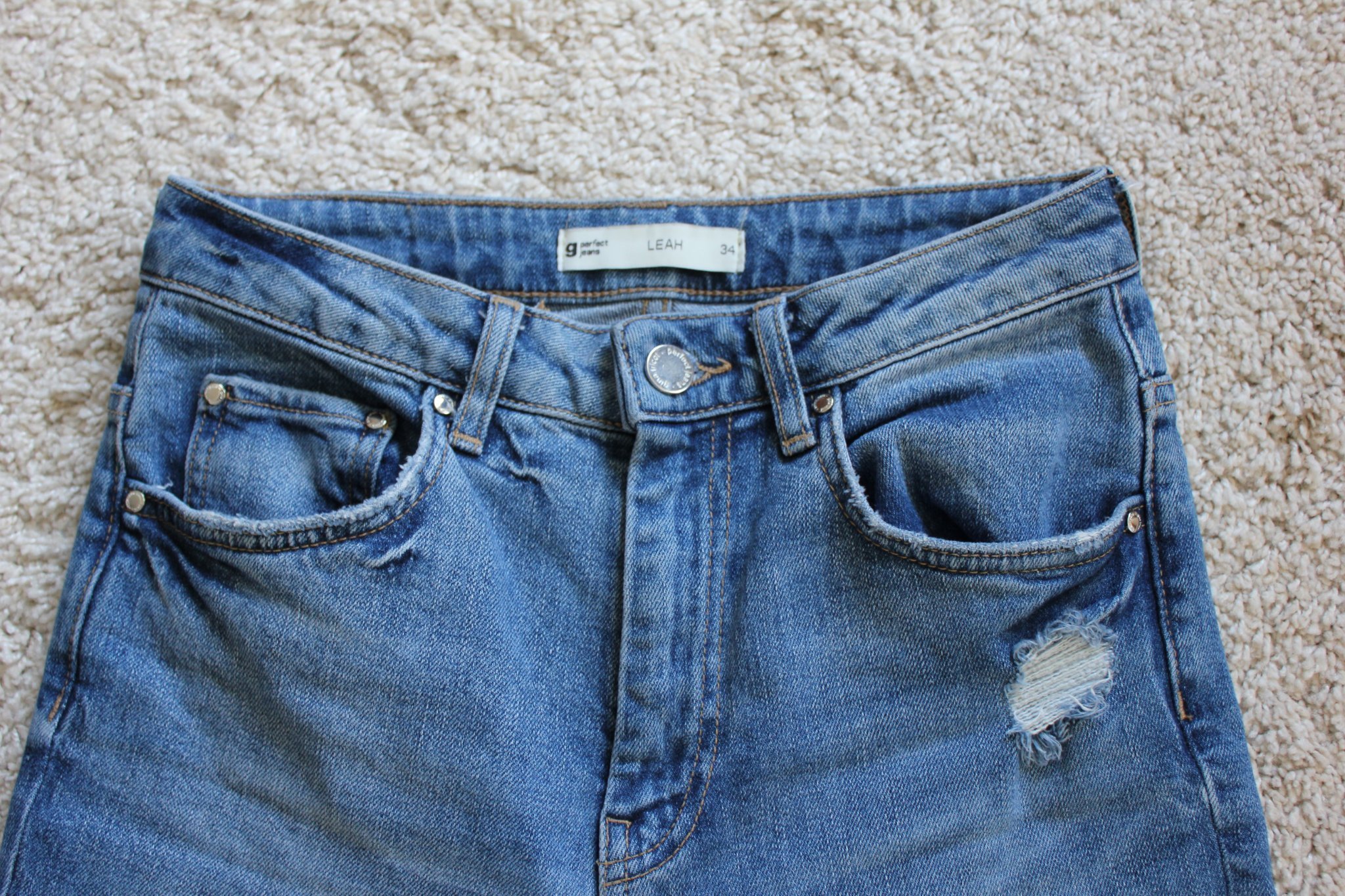 leah slim mom jeans