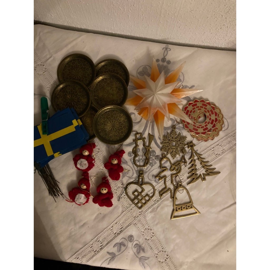 Se produkter som liknar Julpynt Retro Julgranspynt Ku.. på Tradera