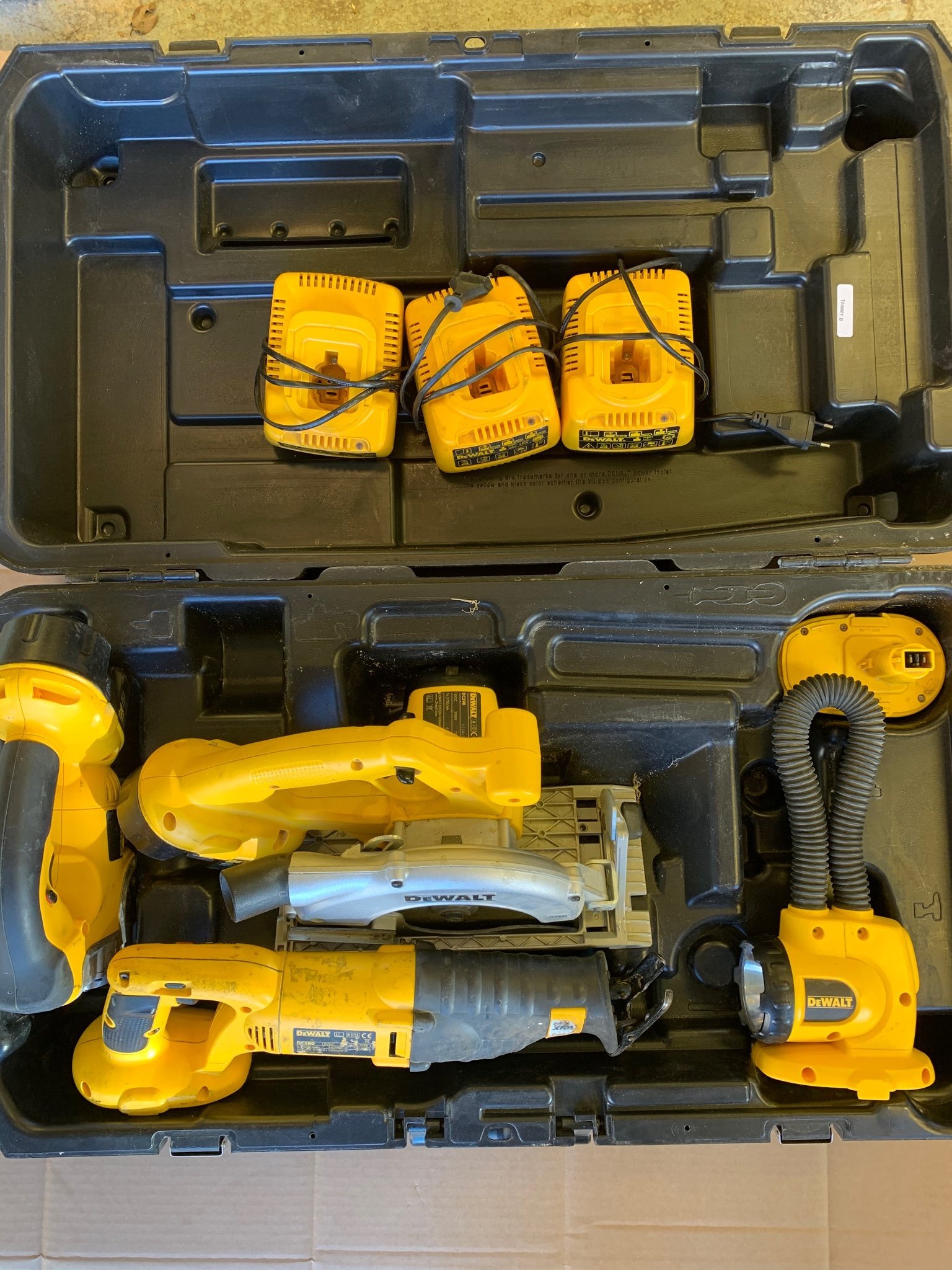 Dewalt batteri verktyg (398571350) ᐈ Köp på Tradera