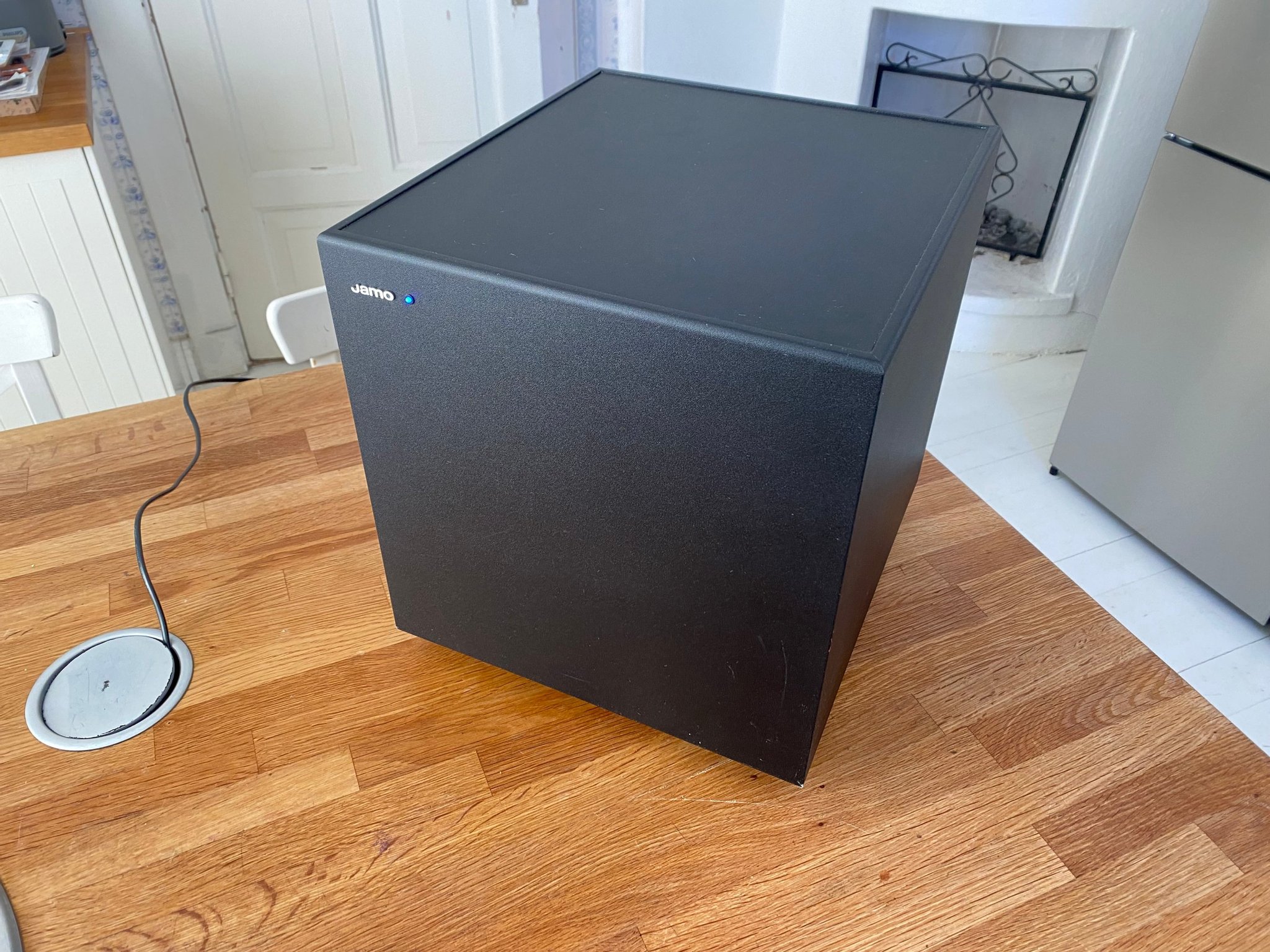 Aktiv subwoofer Jamo A3SUB.1 Köp på Tradera (627383384)