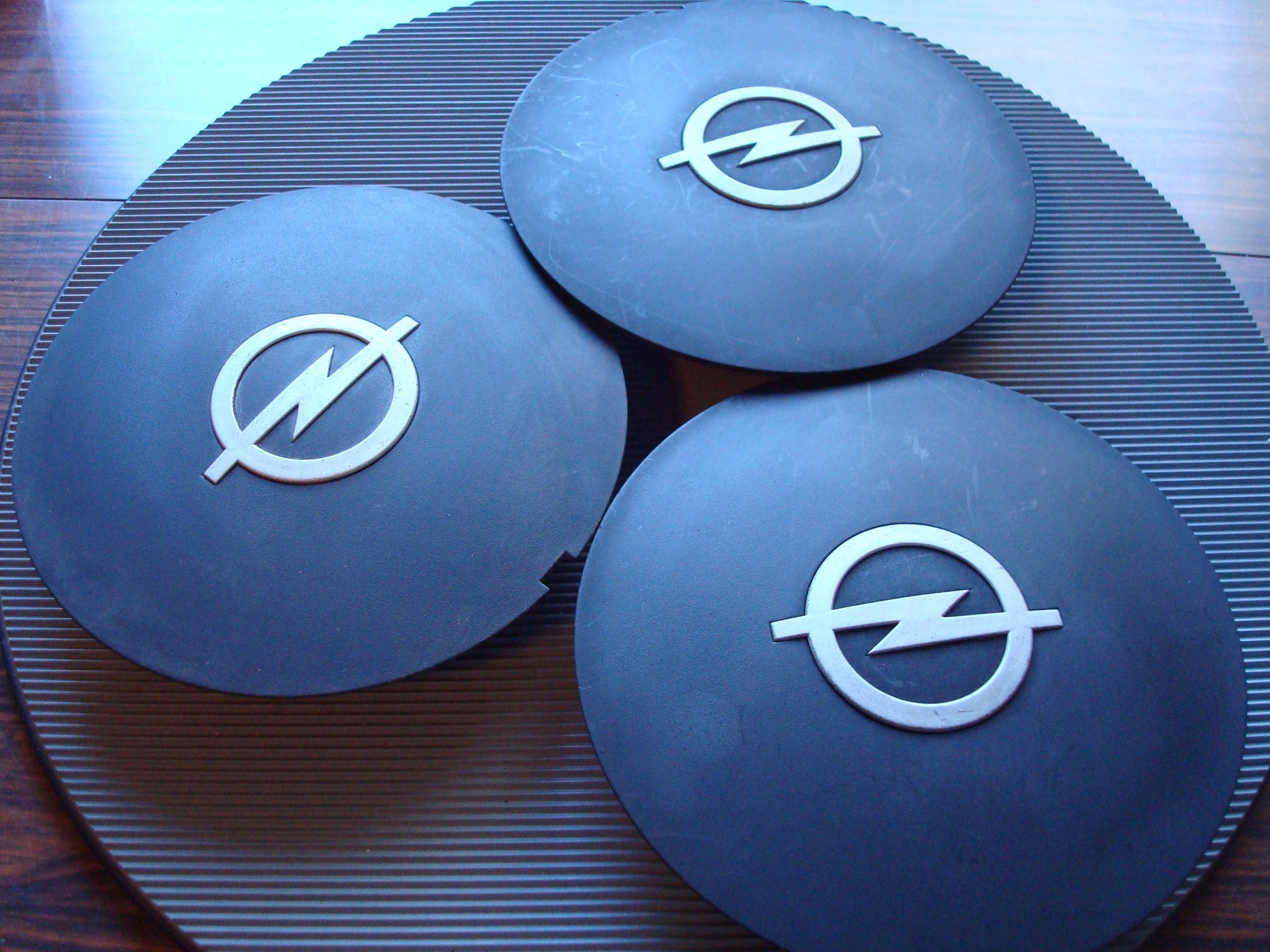 navkapslar opel astra navkapslar opel astra