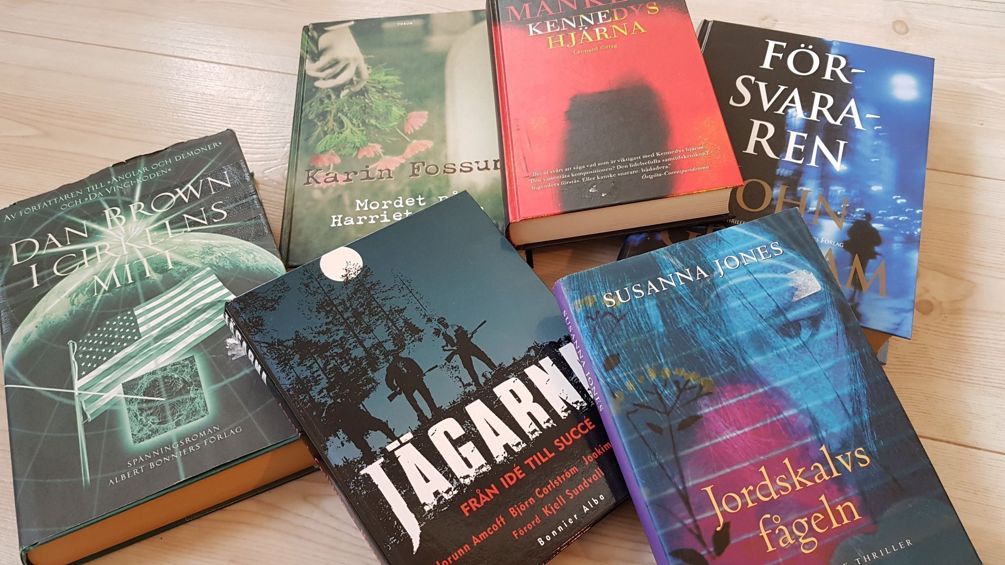 Populära böcker, 6 st; Jägarna, Dan Brown, Henn.. (409189441) ᐈ Köp på