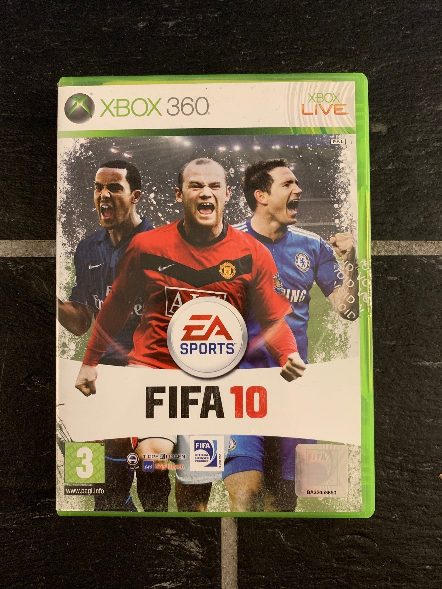 Se produkter som liknar FIFA 10, Xbox 360 Spel på Tradera (606873164)