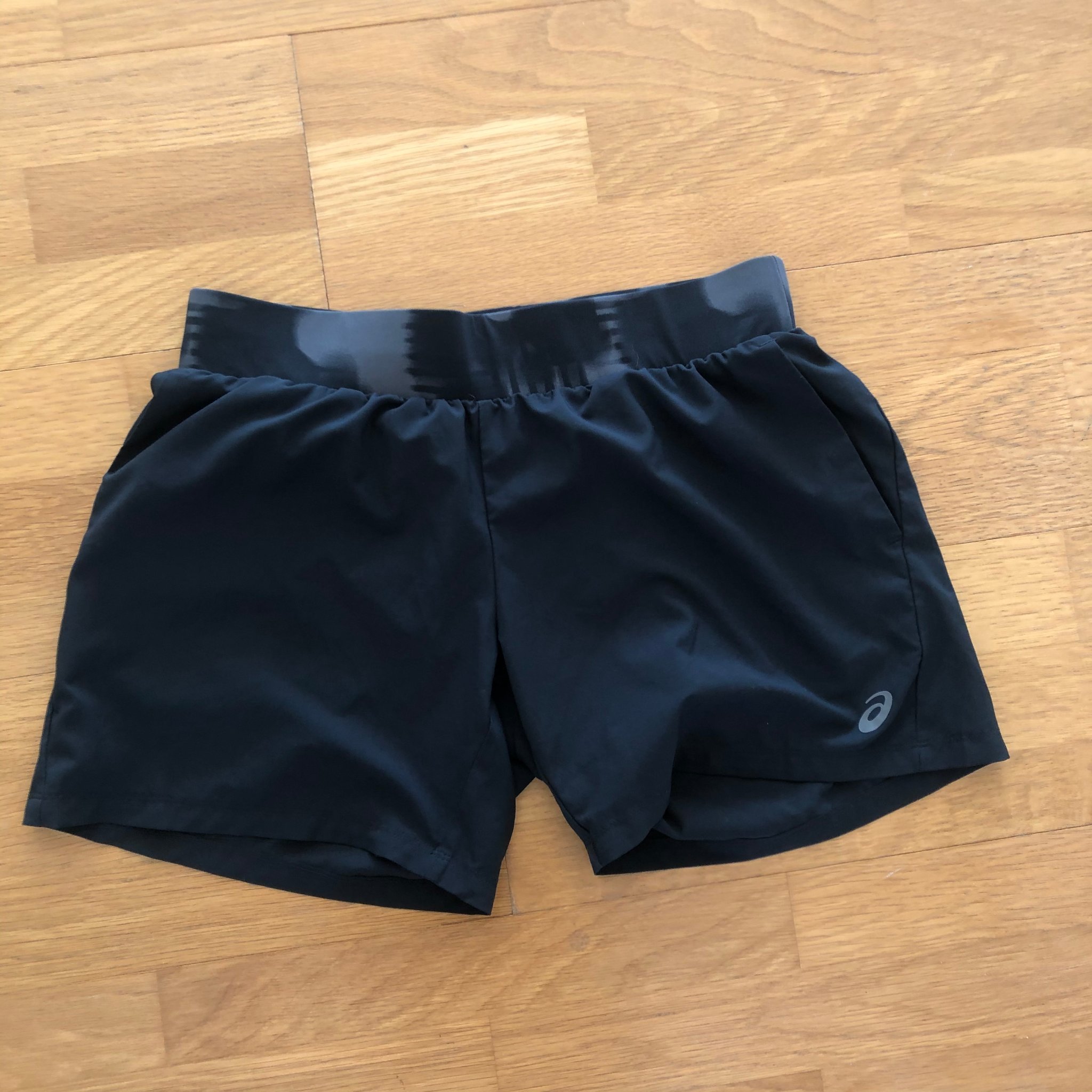 Asics shorts, Str M, mkt fint beg skick!