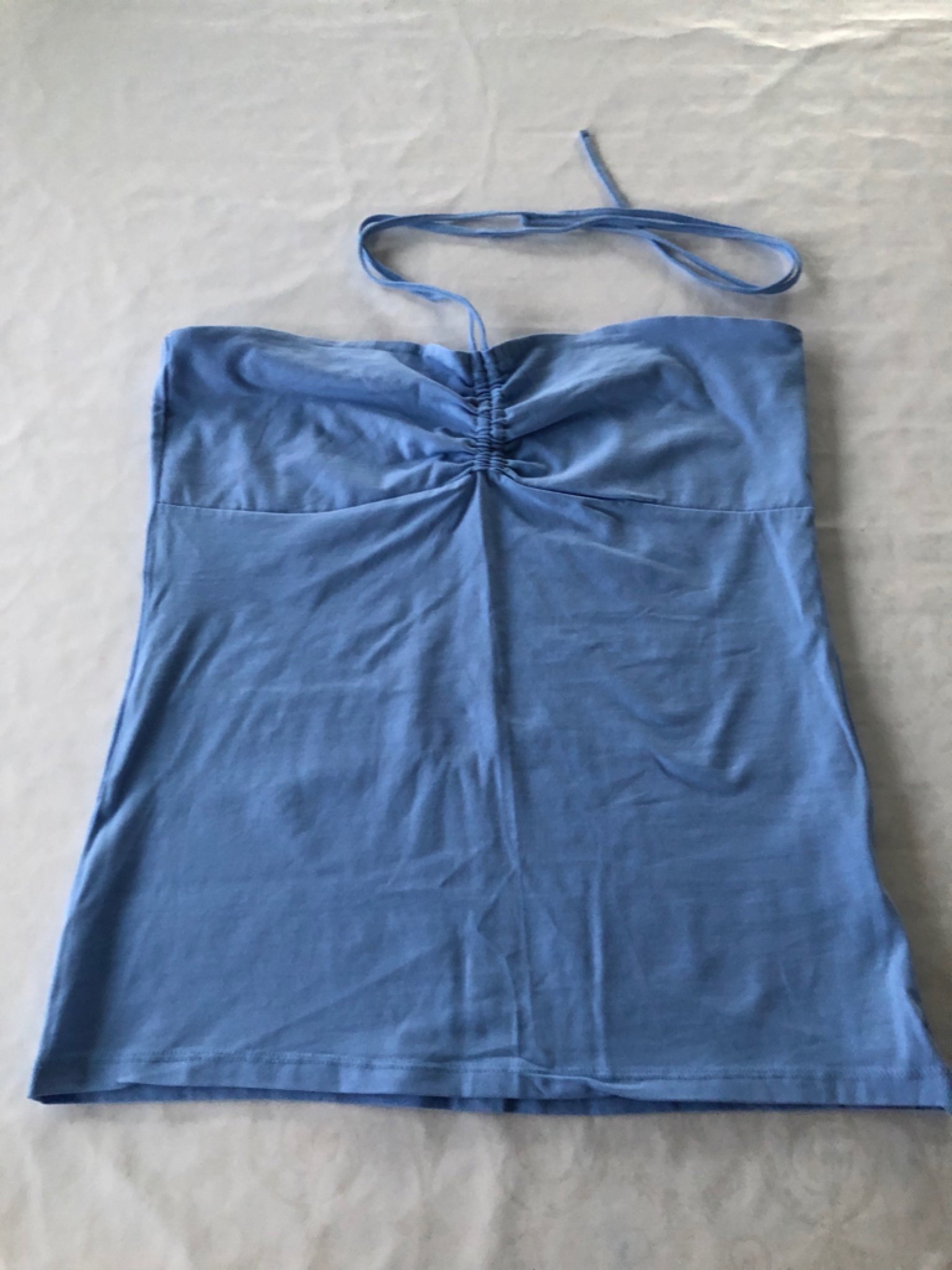 Top Gina Tricot (414432426) ᐈ Köp på Tradera Kläder på Tradera ᐈ 3 955 annonser • Utropspris från 1 kr