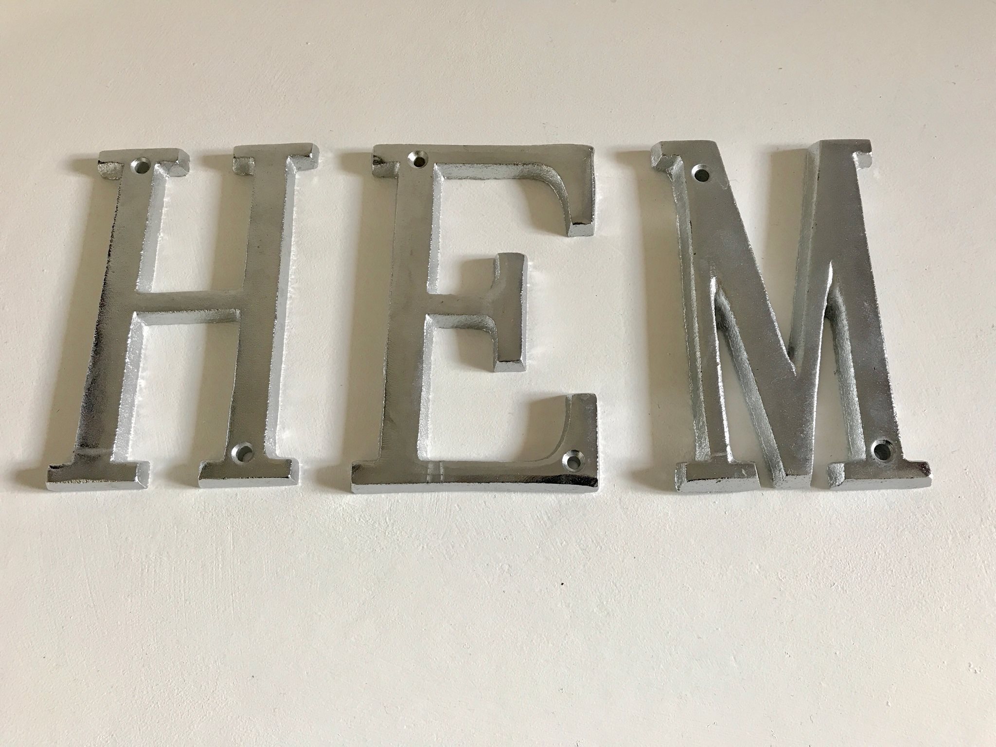 bokstäver i metall inredning bokstäver i metall inredning