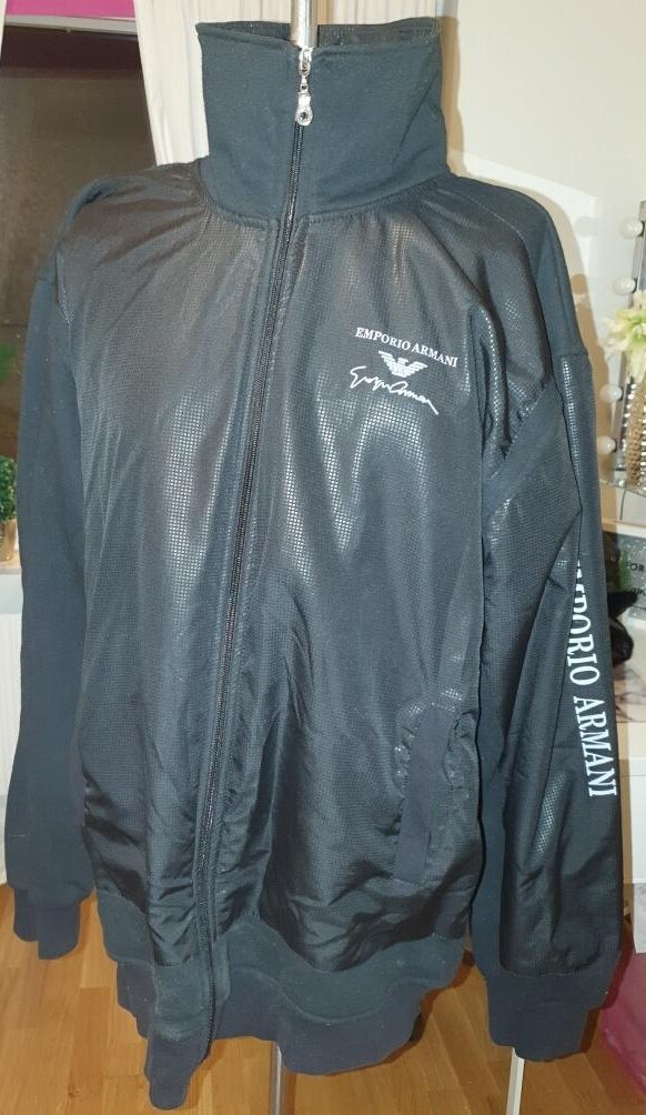 armani 4xl