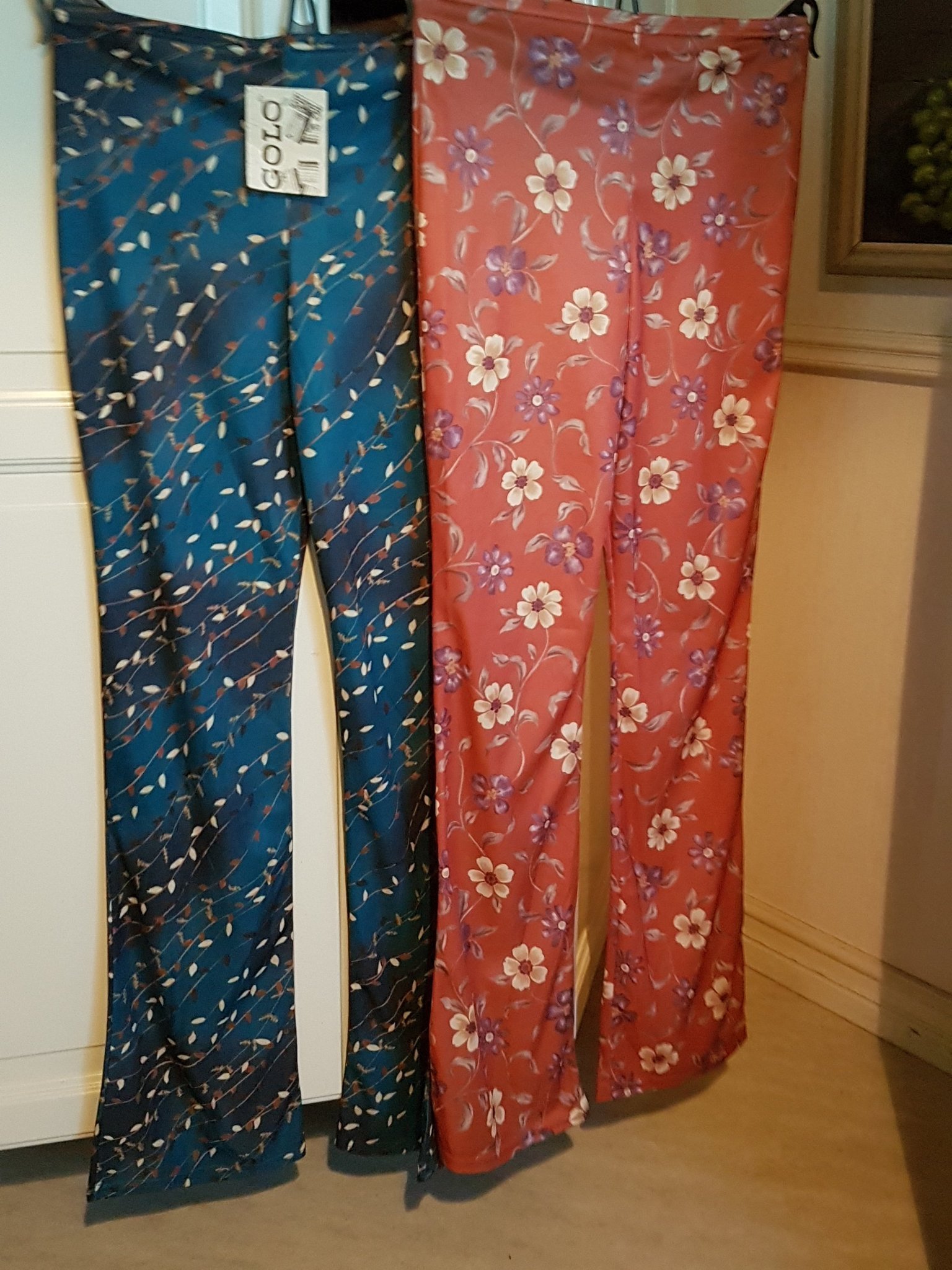 Nya Leggings 2 st en storlek 34 till 38 Nypris 558 kr