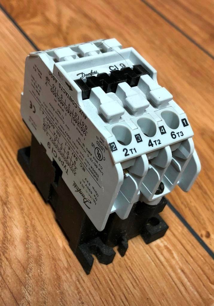 Kontaktor Danfoss CI 9 (385779763) ? Kop pa Tradera