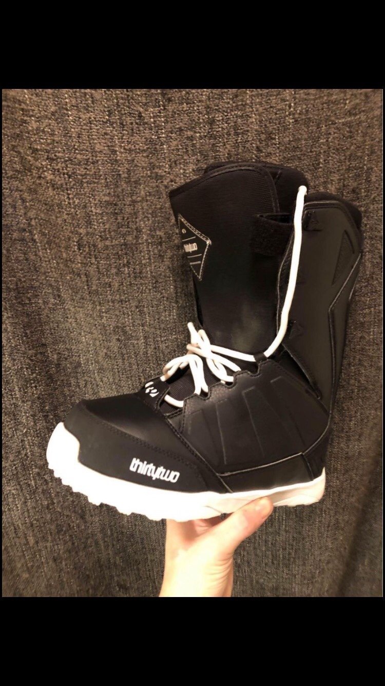 boots thirtytwo