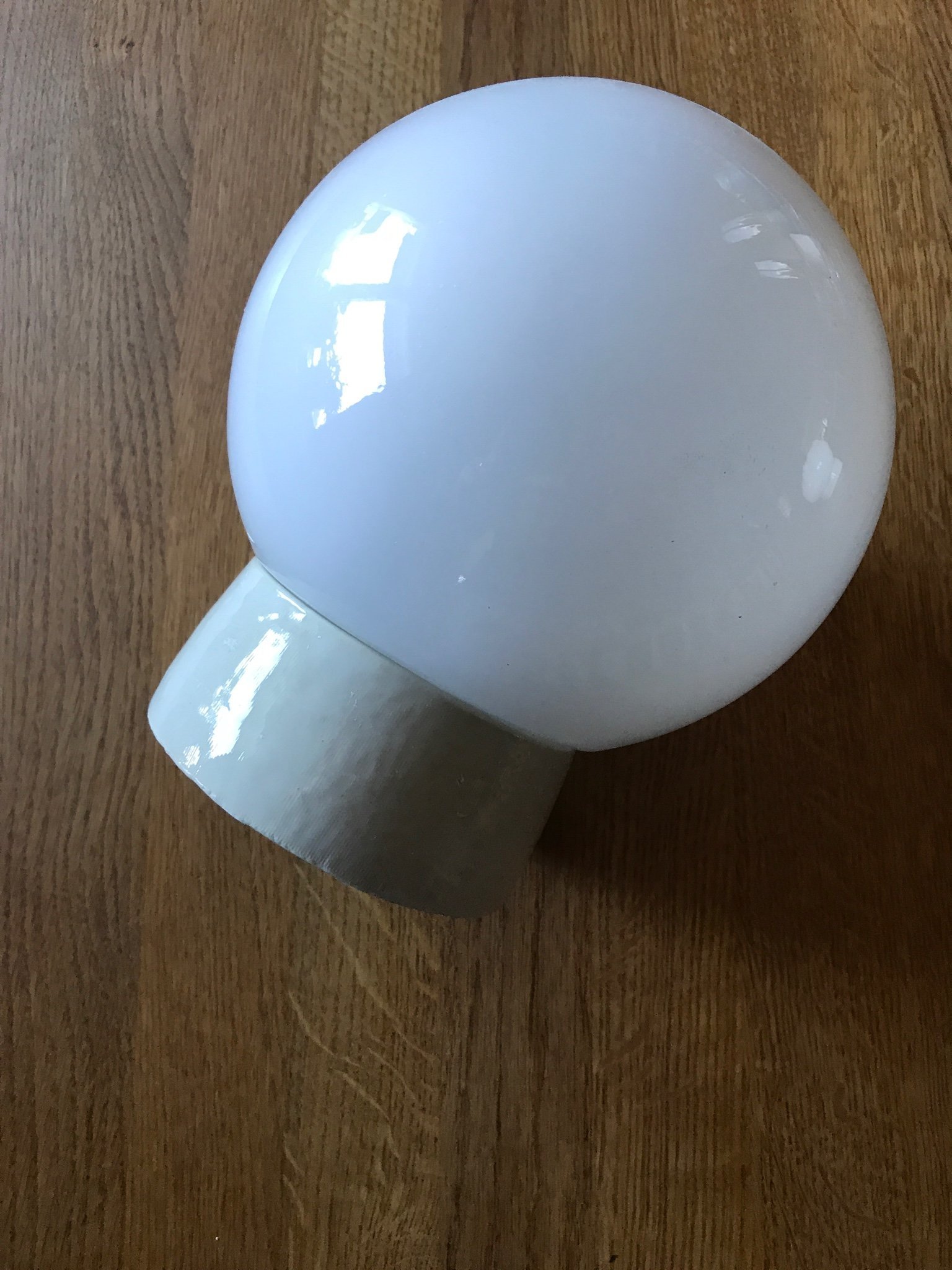 Klotlampa för takmontage Klotlampa för takmontage