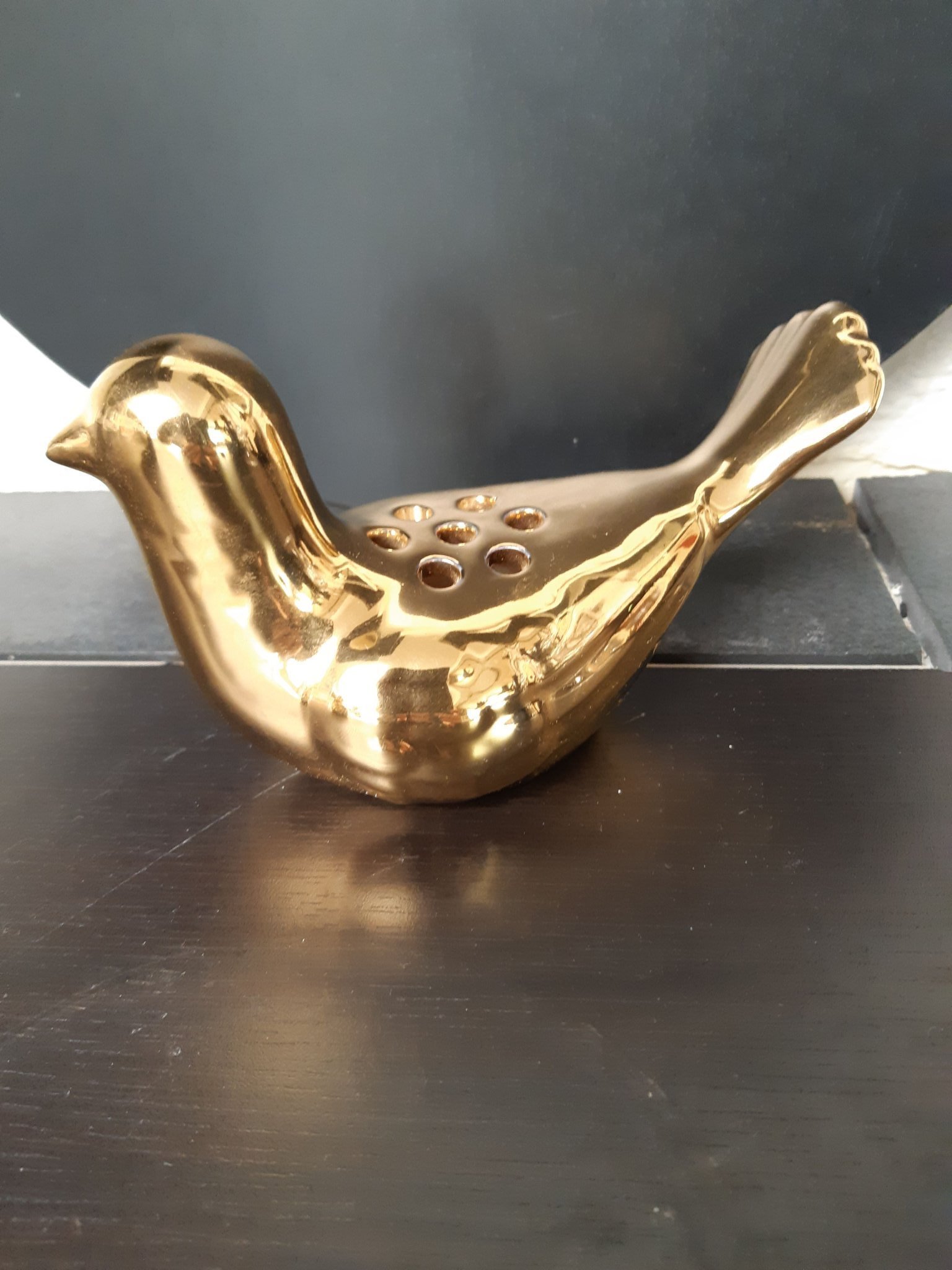 Guld fågel från Guldkroken. Retro