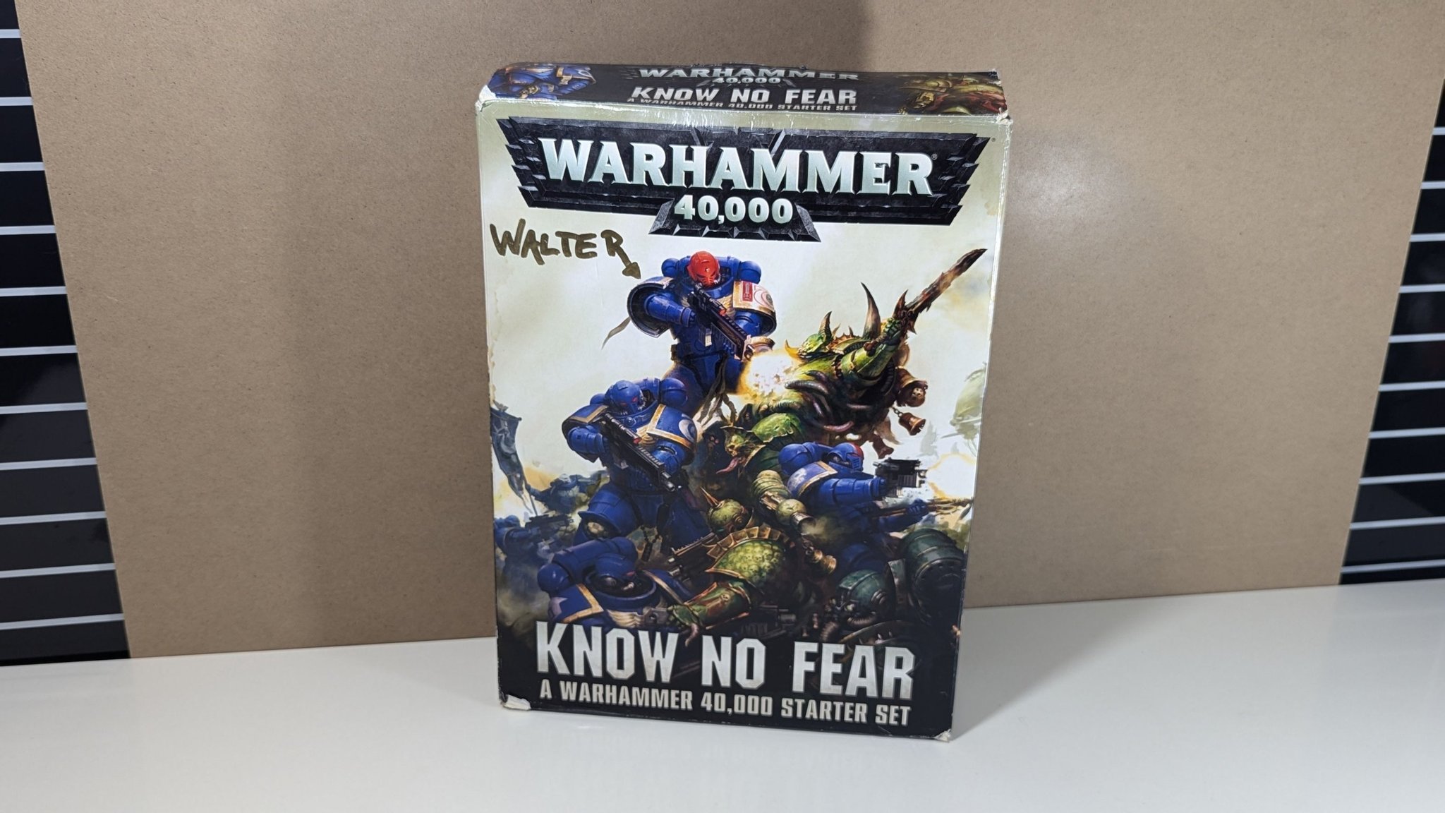 Se produkter som liknar Warhammer 40,000 Know No Fear.. på Tradera