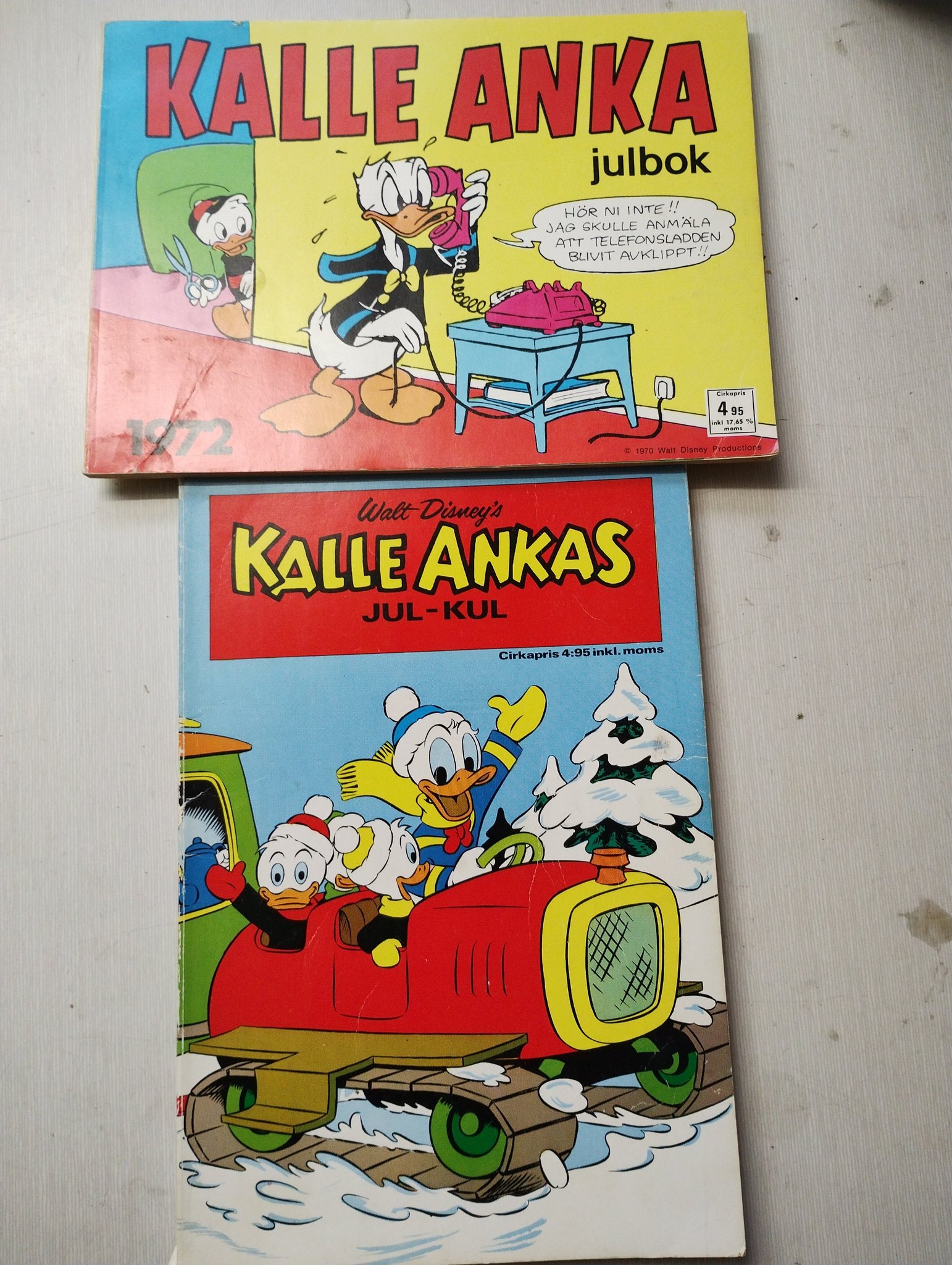 Se produkter som liknar Kalle Ankas julbok 1972 och K.. på Tradera