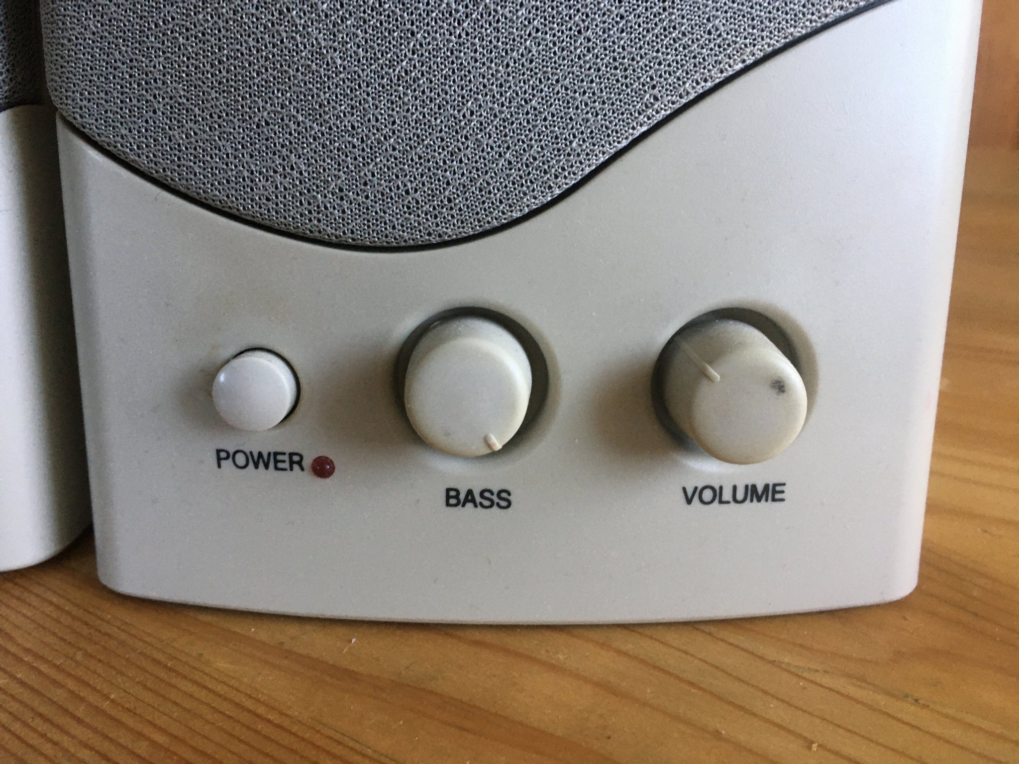 Högtalare Typhoon sound System Köp på Tradera (587534375)