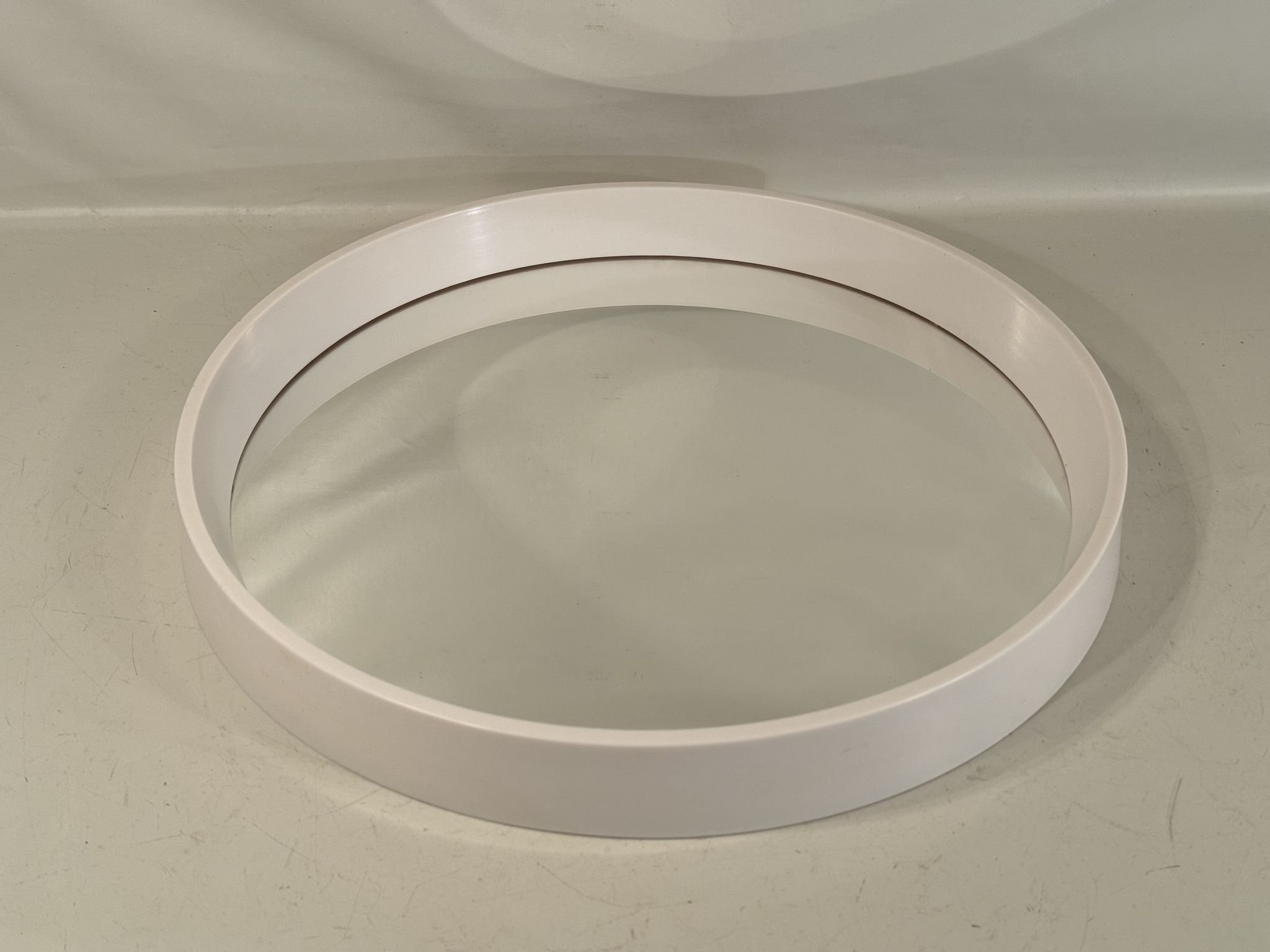 VINTAGE RUND SPEGEL I VIT PLAST RETRO DESIGN 1960/70-TAL