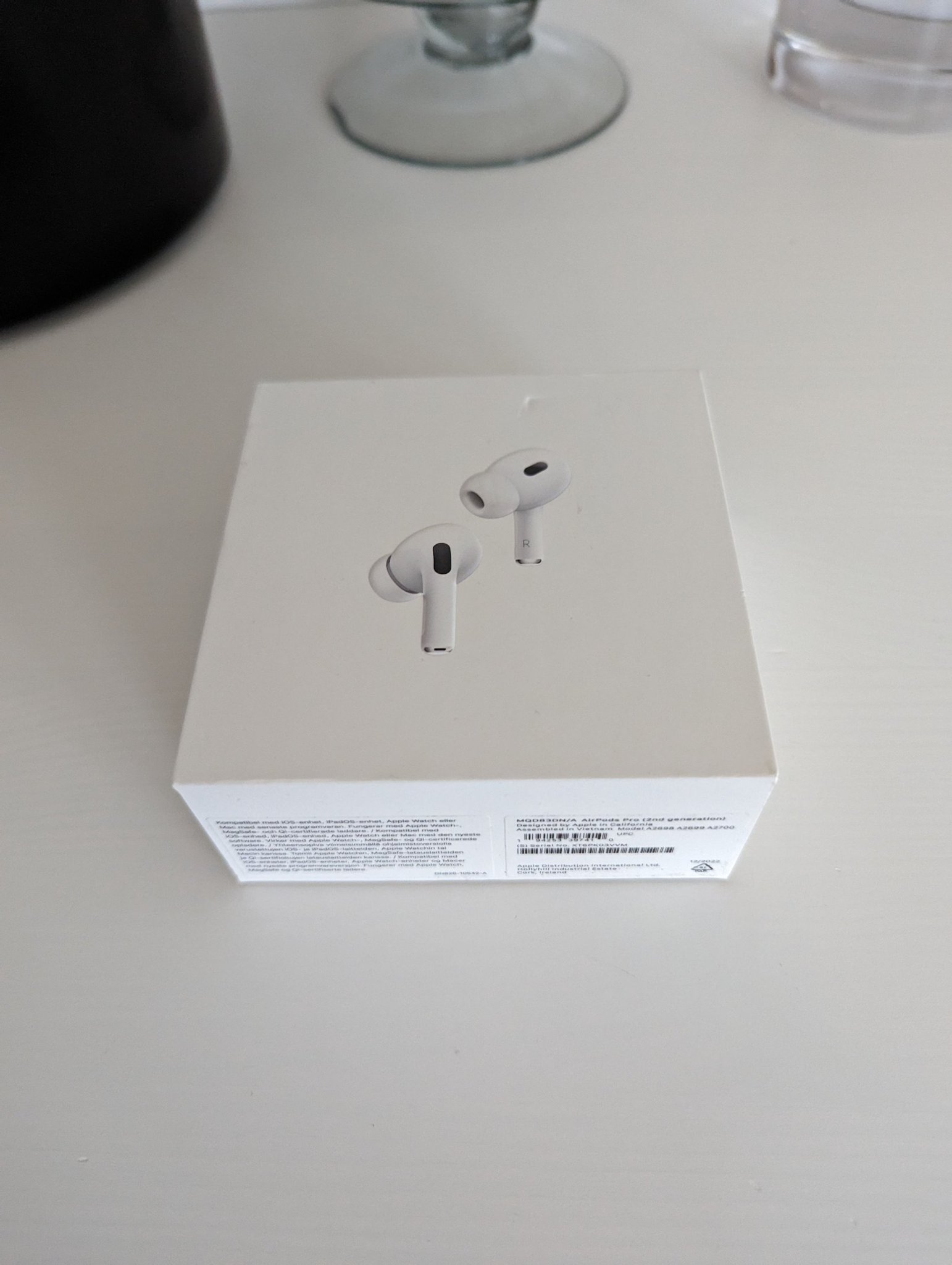 Airpods pro 2 i princip nya Köp på Tradera (611008113)