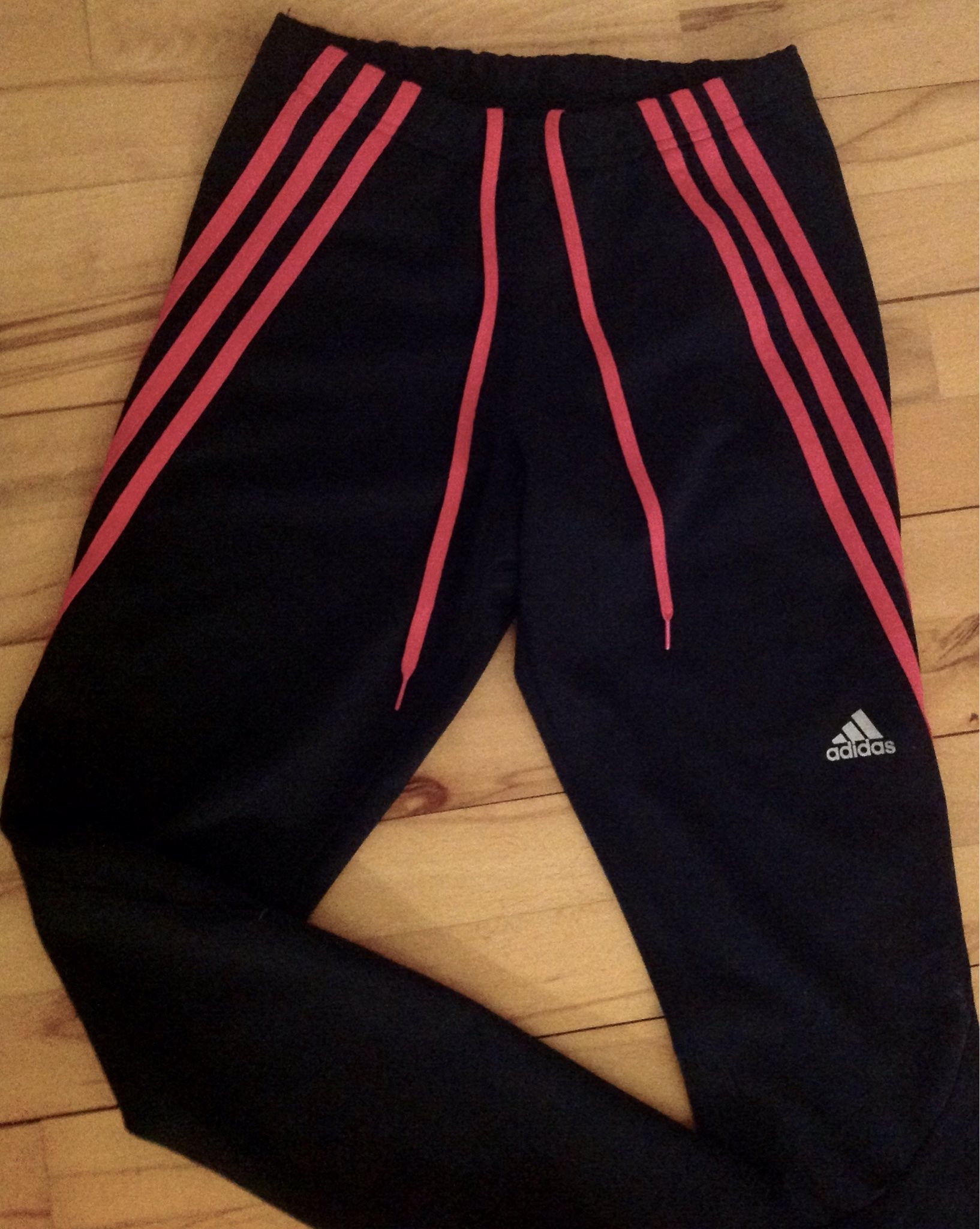 adidas byxor med rosa ränder adidas byxor med rosa ränder