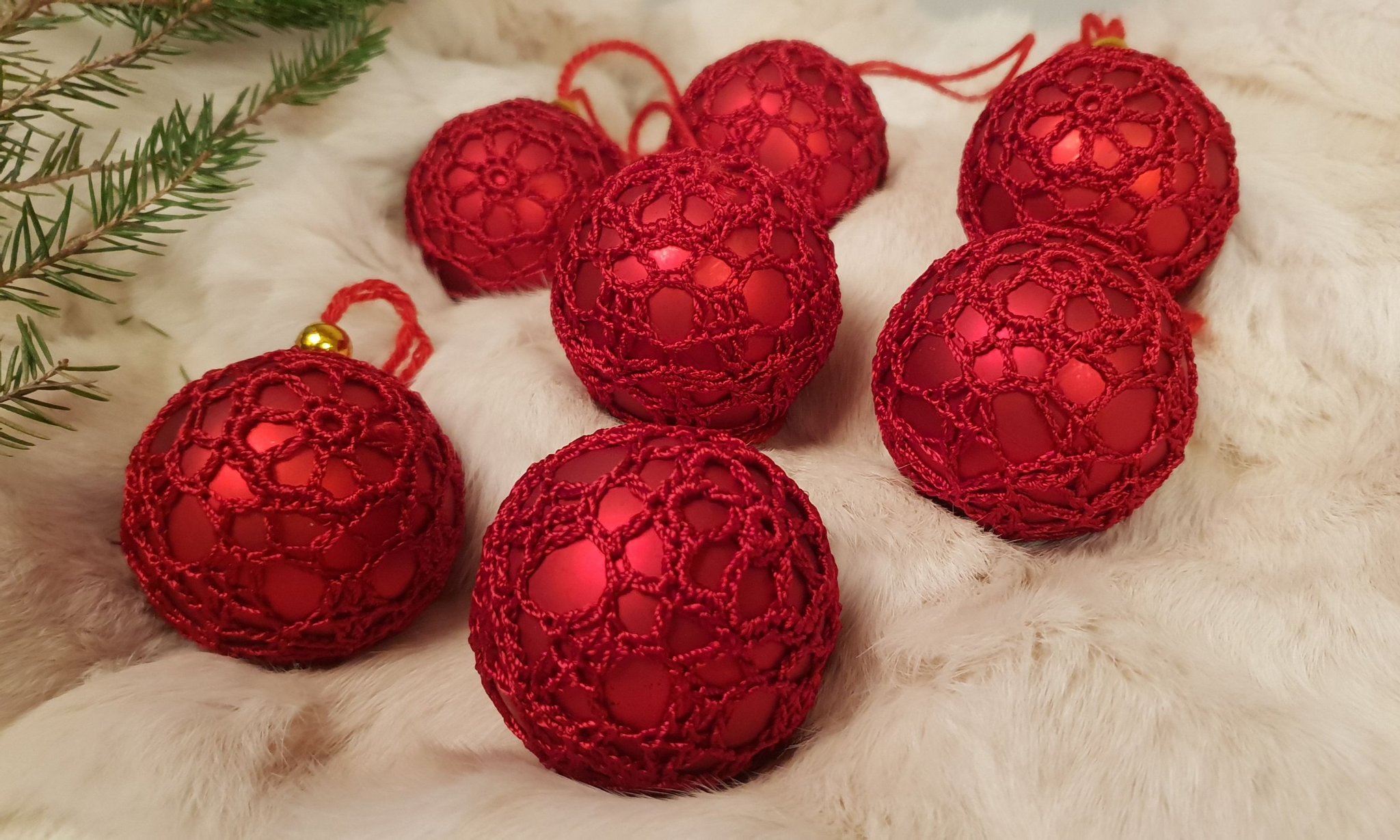 Se produkter som liknar ** 7 Äldre handvirkade julgra.. på Tradera (616967118)