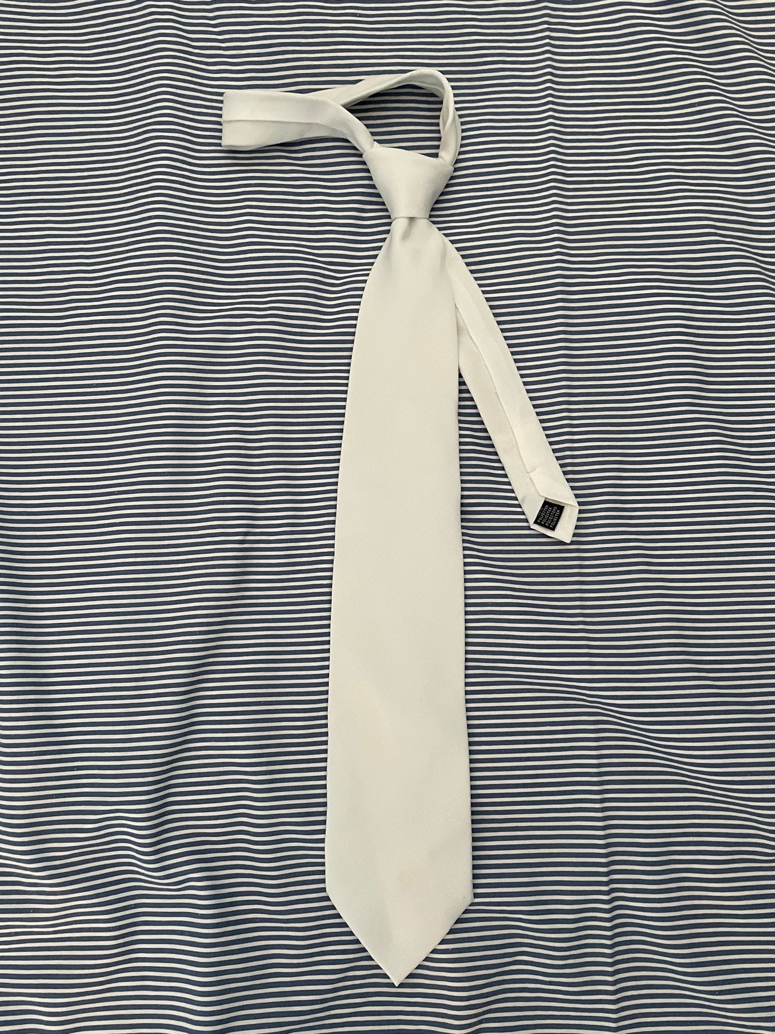 Vit slips begravningsslips Köp på Tradera (524684230)