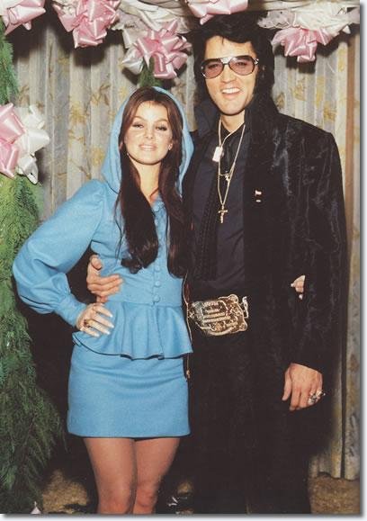 ELVIS & PRISCILLA PRESLEY AT GEORGE KLEIN WEDDI.. | Köp på Tradera  (534148201)