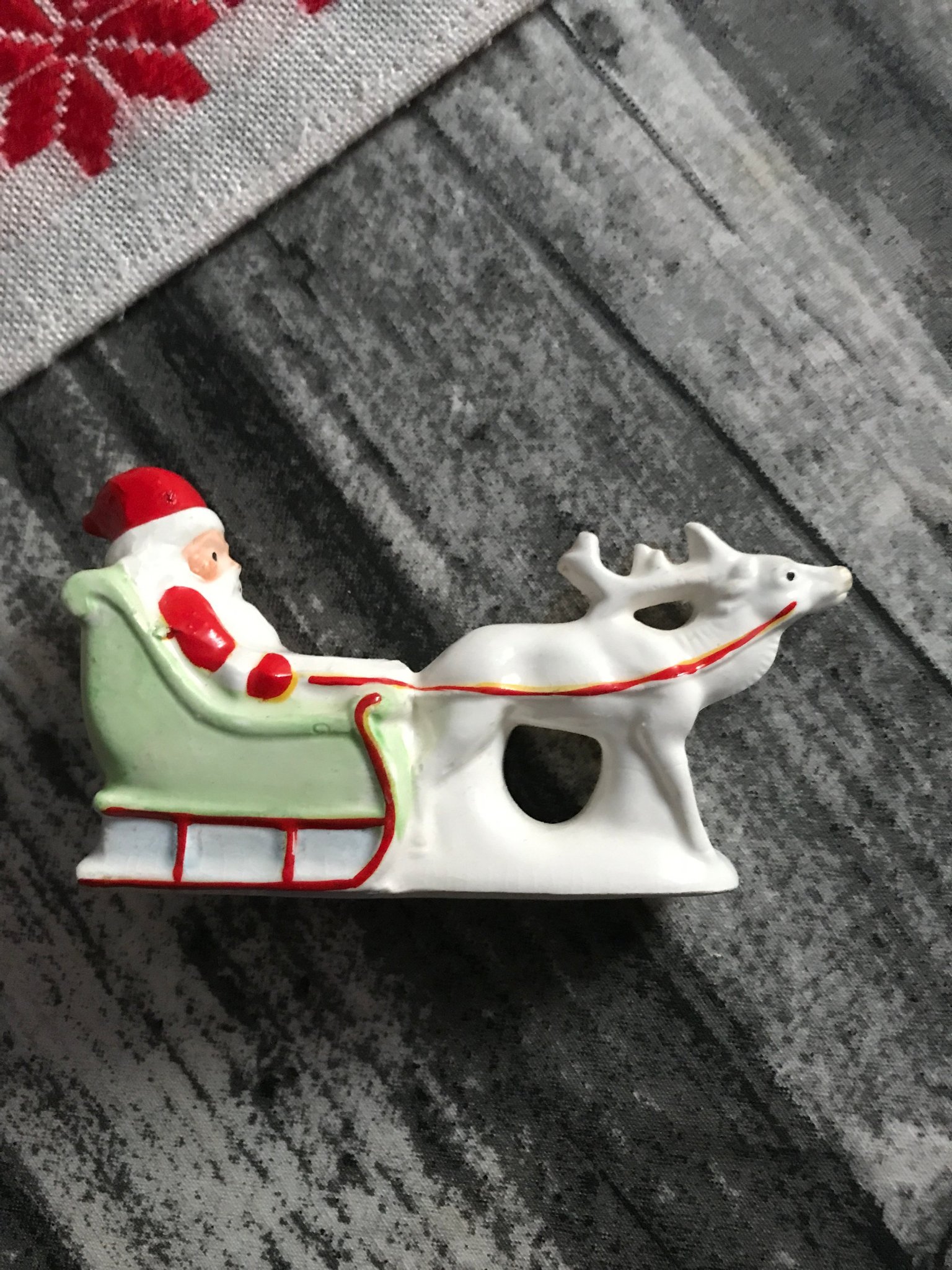Julbelysning Tomte Med Släde 2025 Carine Kaitlynn