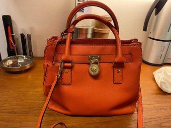 Michael Kors väska orange Michael Kors väska orange