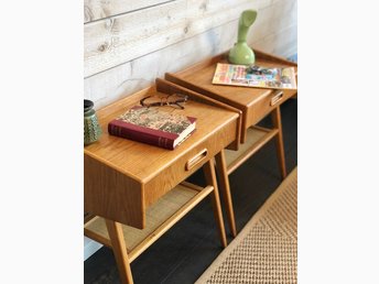 Paret2st Retro sängbord nattduksbord ek teak 5.. (407358378 2st Sängbord teak | Barnebys
