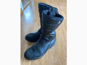 MC Stövlar Diadora Strl EUR 42 i mycket fint sk.. (403970628 MC Stövlar Diadora Strl EUR 42 i mycket fint sk.. (403970628