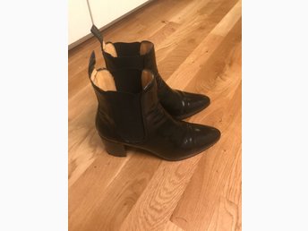 Novita rom stövletter strl 38 Novita rom stövletter strl 38