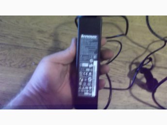 laddare till lenova modell : pa-1900-56lc 20 volt 4,5 am 