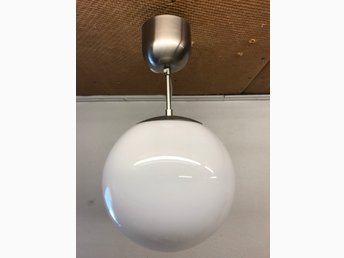 Taklampa Globlampa Klotlampa. FADO Ikea. Retro Funkis. Taklampa Globlampa Klotlampa. FADO Ikea. Retro Funkis.