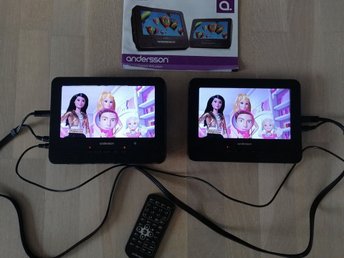 2st. bärbara DVD spelare 7, 2st. hållare, väska, adapter 2st. bärbara DVD spelare 7, 2st. hållare, väska, adapter