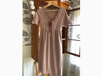 House of Lola klänning Amy Long dress storlek M.. (406131168 House of Lola klänning Amy Long dress storlek M.. (406131168