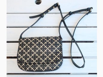 By Malene Birger axelremsväska Crossby bag black By Malene Birger axelremsväska Crossby bag black