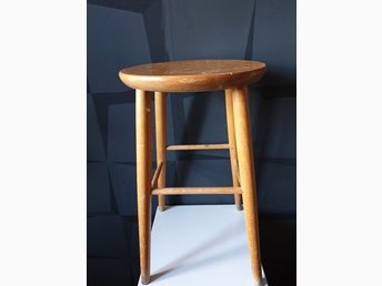 ÄLDRE HÖG PALL BARSTOL TRÄ PALL VINTAGE LANTLIGT RETRO ÄLDRE HÖG PALL BARSTOL TRÄ PALL VINTAGE LANTLIGT RETRO