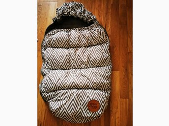 petite cherie footmuff