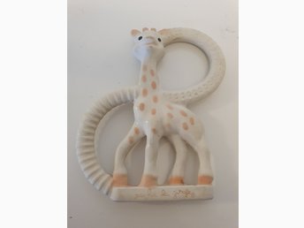 sophie the giraffe bitleksak