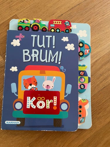 TUT! BRUM! KÖR! barnbok