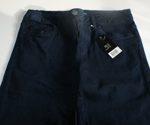 Mörkblå jeans, storlek 40 Nya med tag