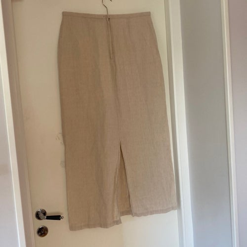 Beige linne kjol storlek 40