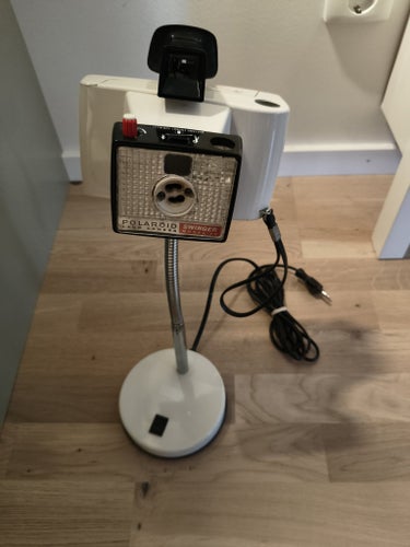 Retro Polaroid Swinger kamera
