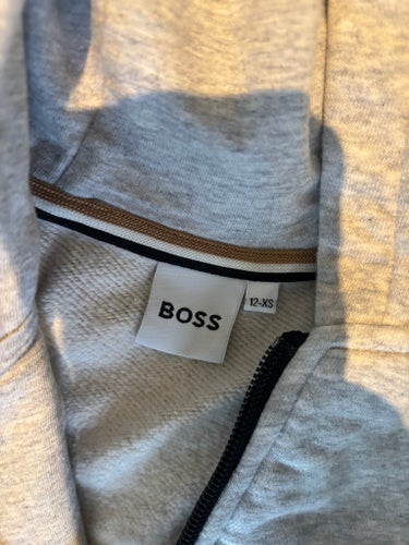 BOSS grå huvtröja, storlek 12-XS