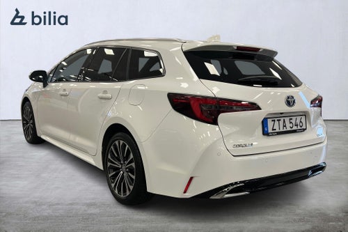 Toyota Corolla Touring Sports Hybrid Style / Vinterhjul ingår