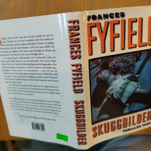 Skuggbilder - Fyfield Frances. bok. Very Fine plus